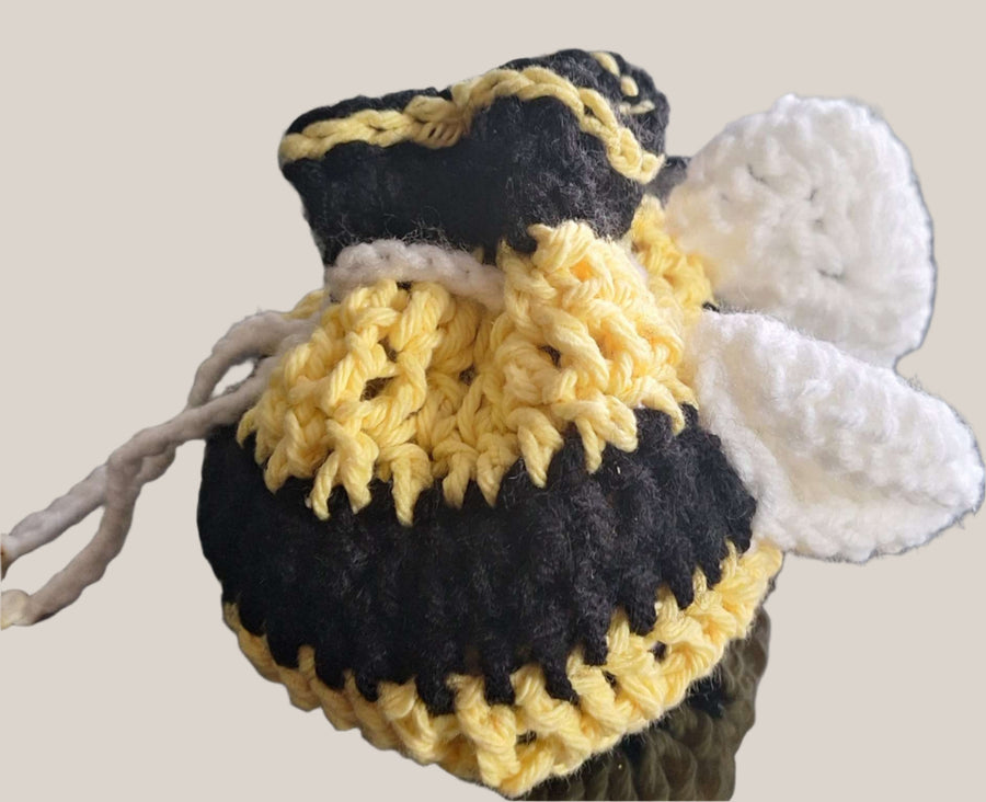 Bumblebee Dice Bag | Crochet